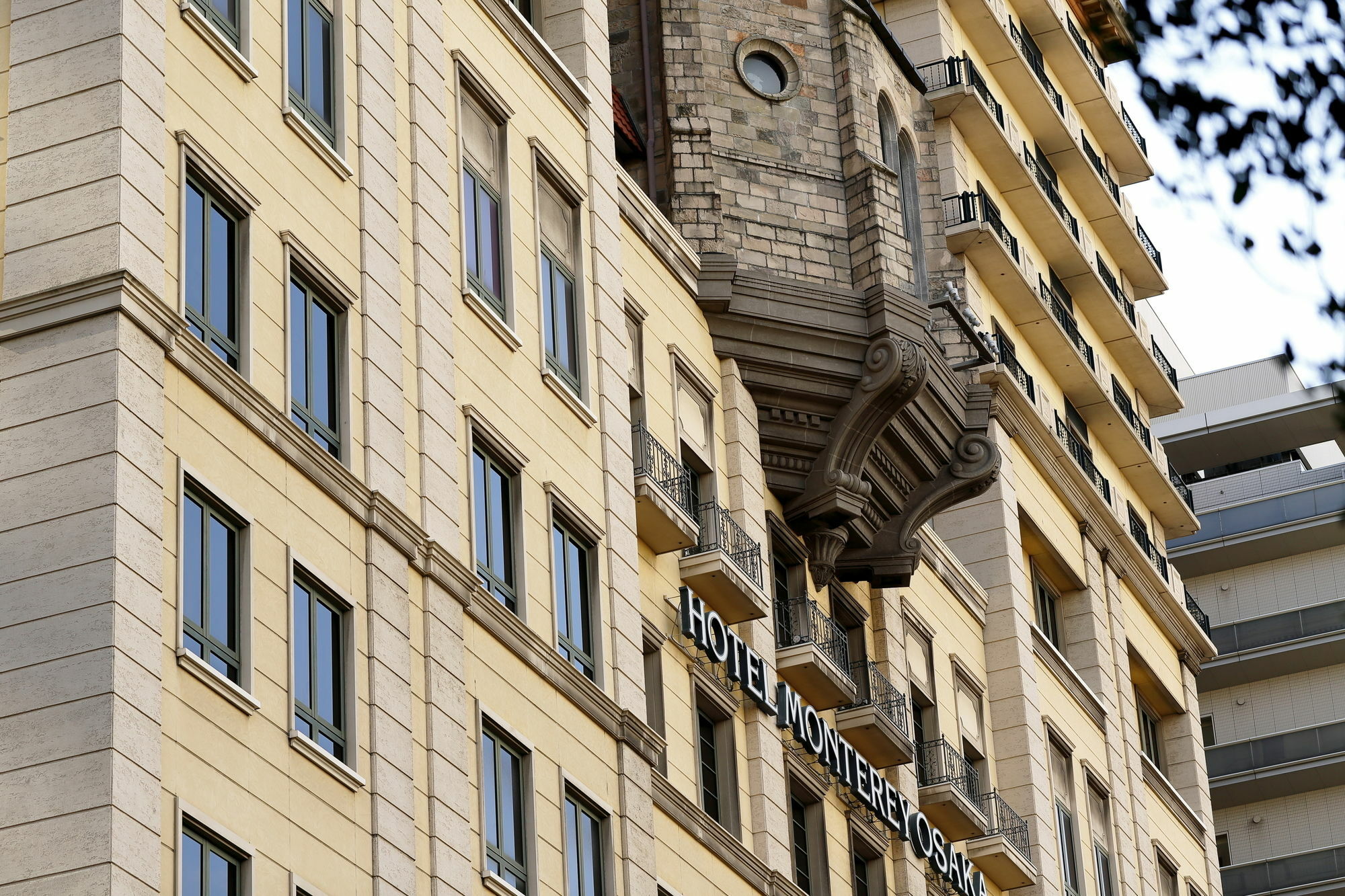 Hotel Monterey Osaka Exterior photo